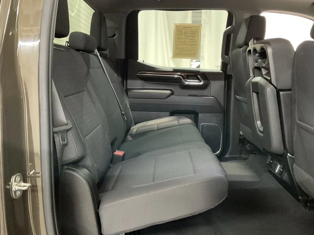 Used 2023 Bronze Metallic Chevrolet LT image 25