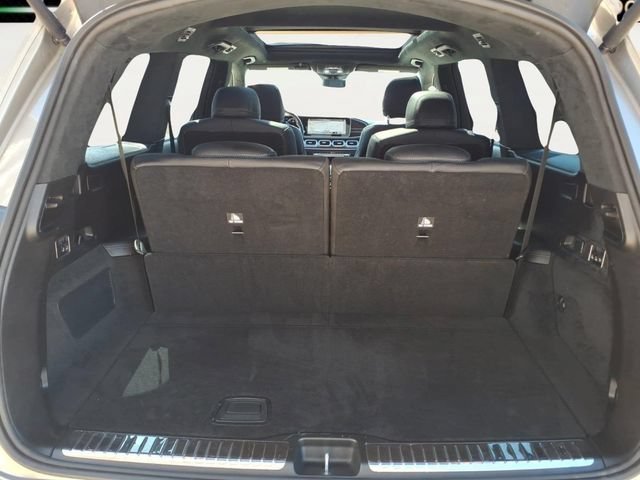 Used 2022 Silver Mercedes-Benz 4MATIC® image 30