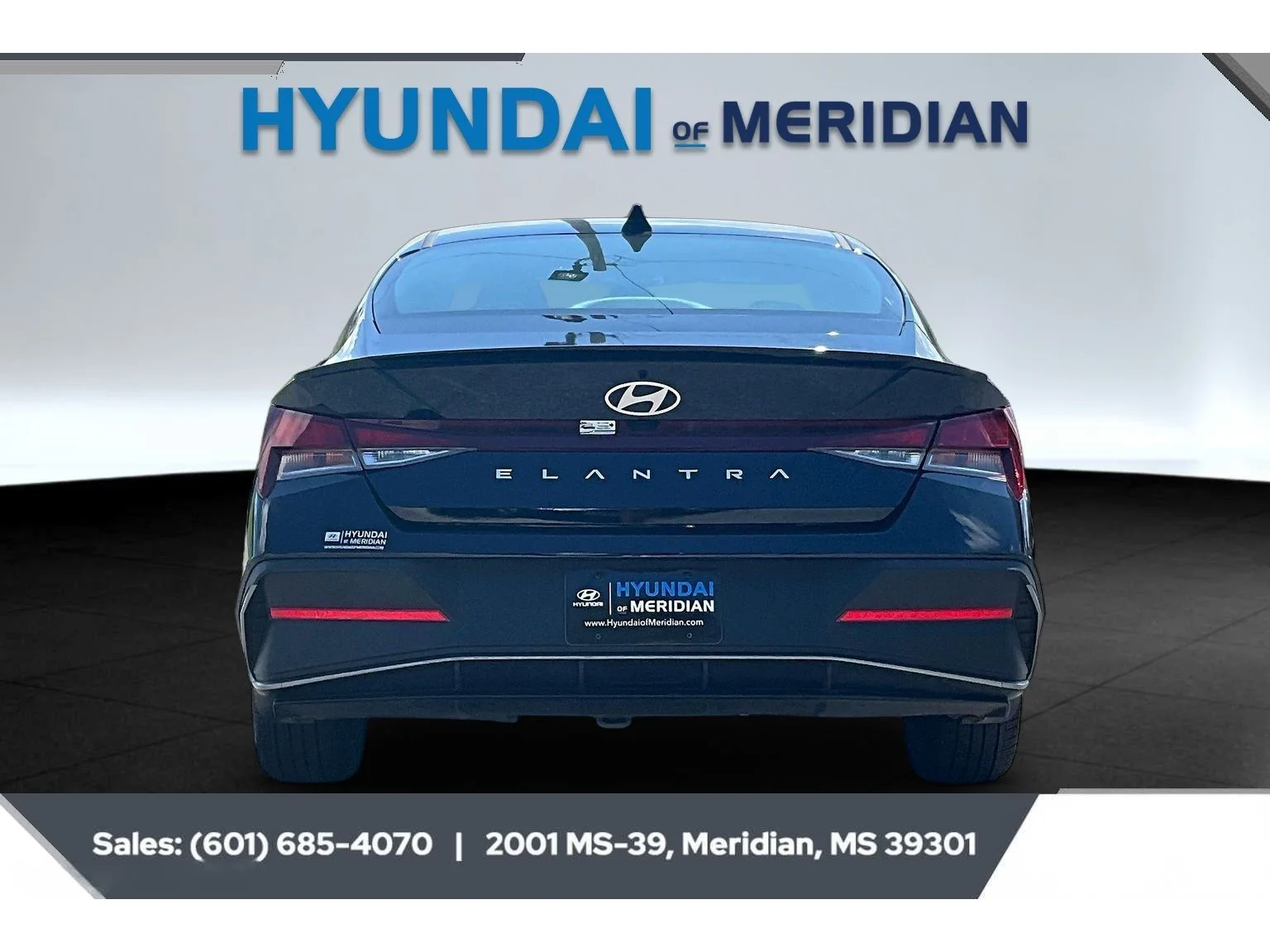 Used 2026 Abyss Black Hyundai SEL Sport image 4