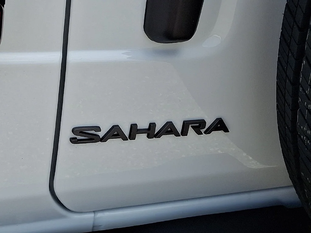 New 2027 Bright White Clearcoat Jeep Sahara image 21