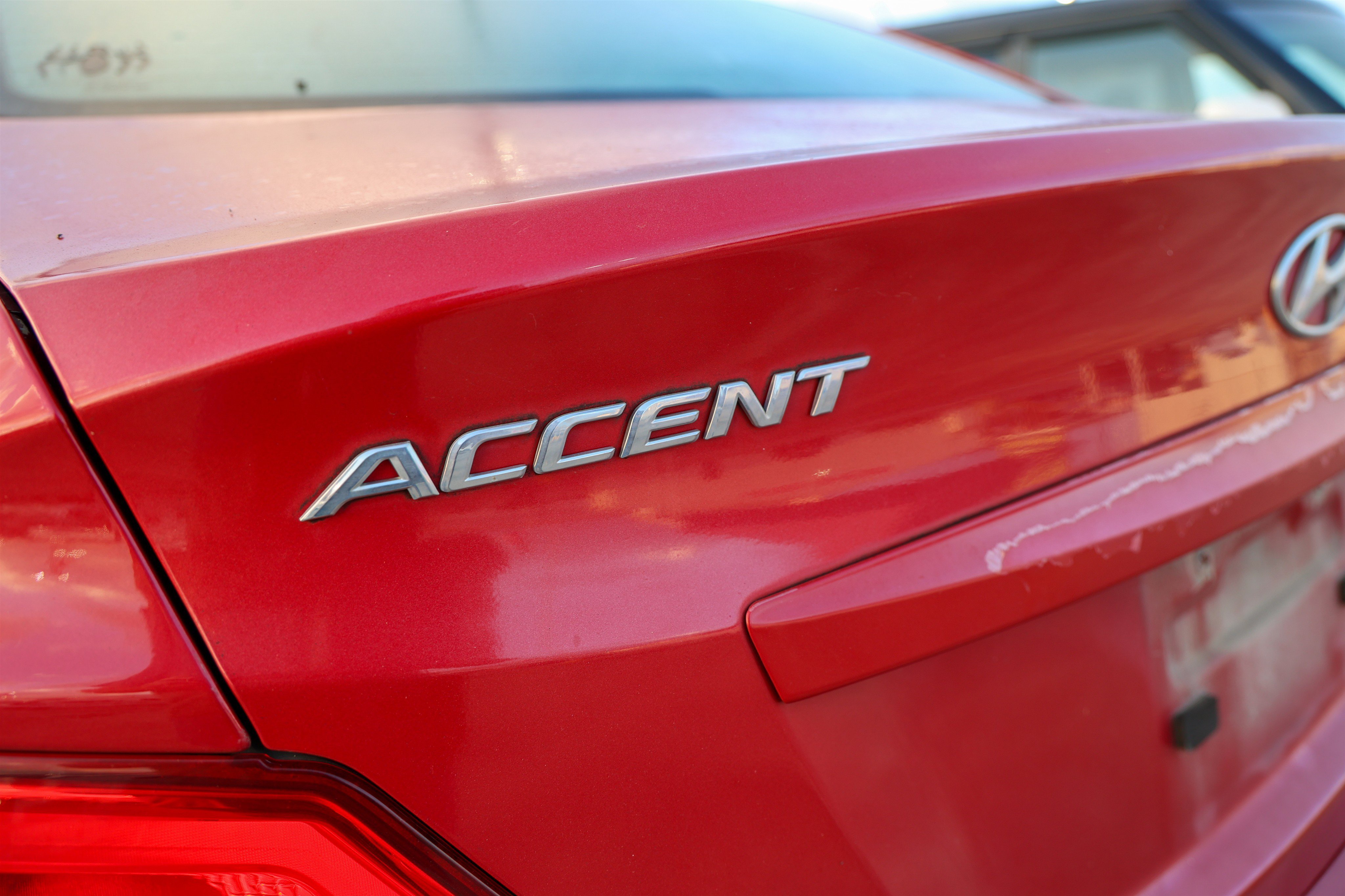Used 2017 Boston Red Metallic Hyundai SE image 9