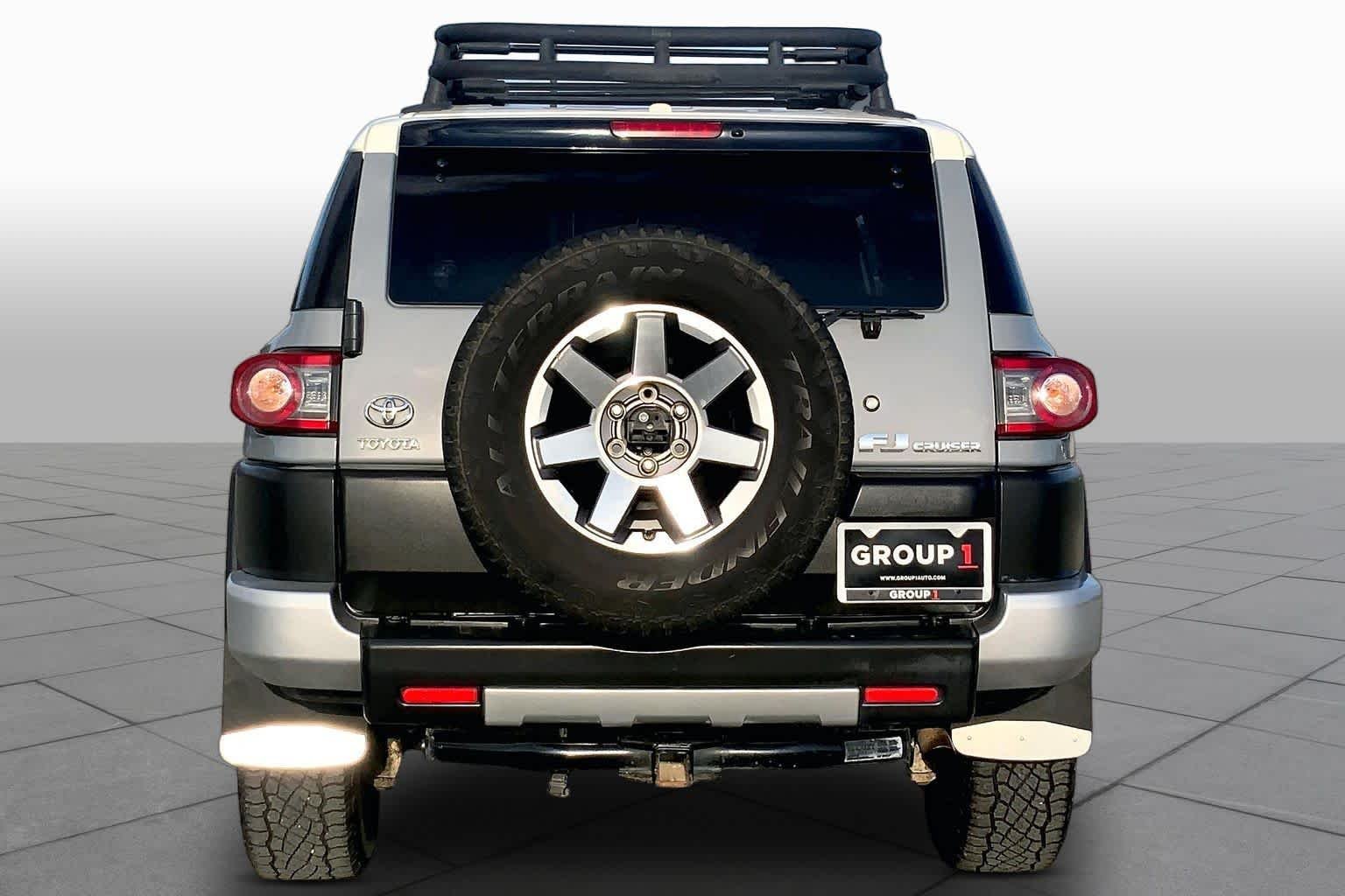 Used 2014 Cement Toyota  image 5