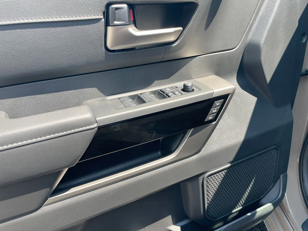 2026 Toyota Tundra Limited - Photo 30