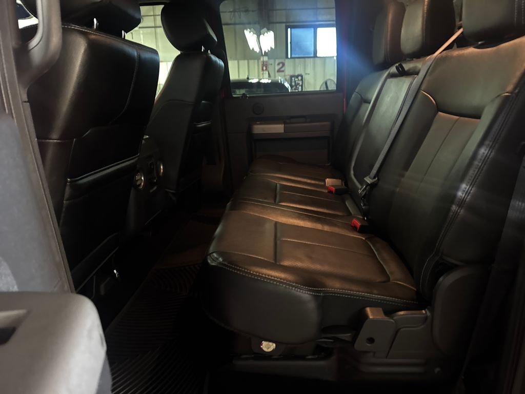 Used 2016 Red Ford Lariat image 26