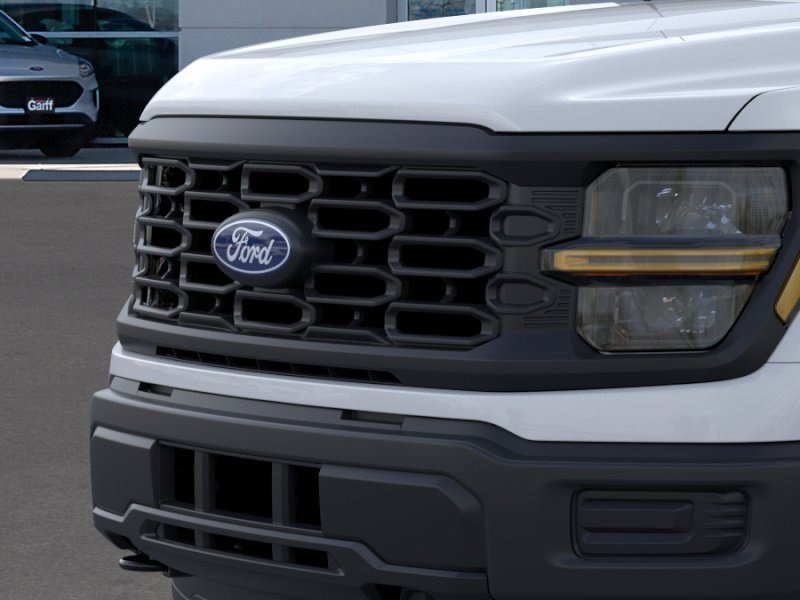 New 2026 Oxford White Ford XL image 18