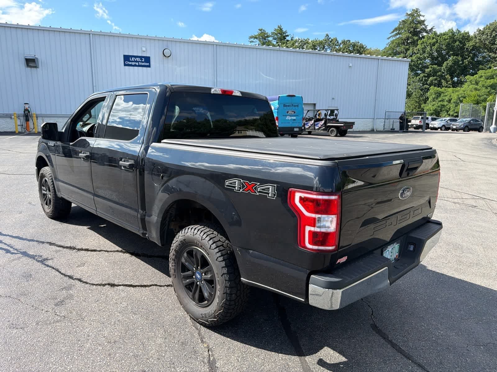 Used 2020 Agate Black Metallic Ford XLT image 5