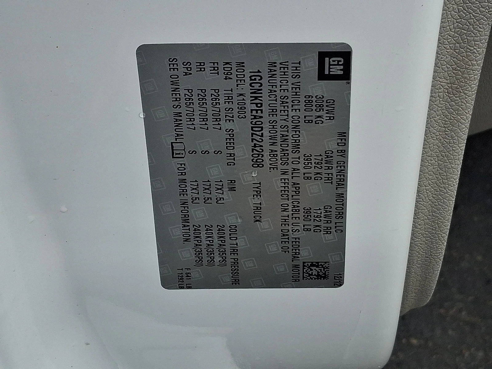 Used 2013 Summit White Chevrolet Work Truck image 27
