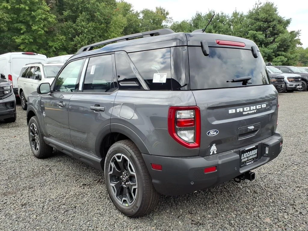 New 2026 Carbonized Gray Metallic Ford Outer Banks® image 4