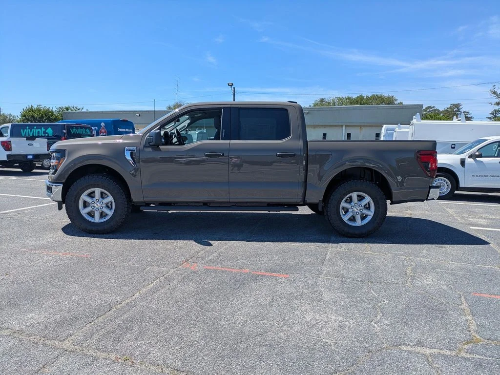 New 2026 Marsh Gray Ford XLT image 7
