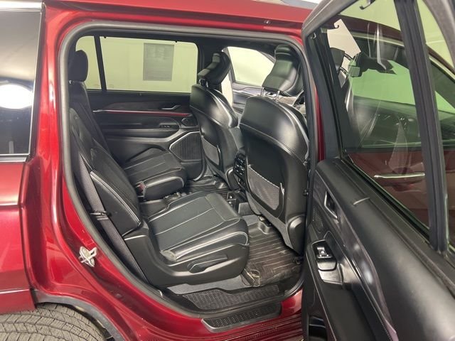 Used 2023 Red Jeep Overland image 33