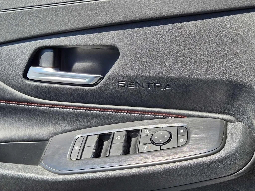 2026 Nissan Sentra SR - Photo 20