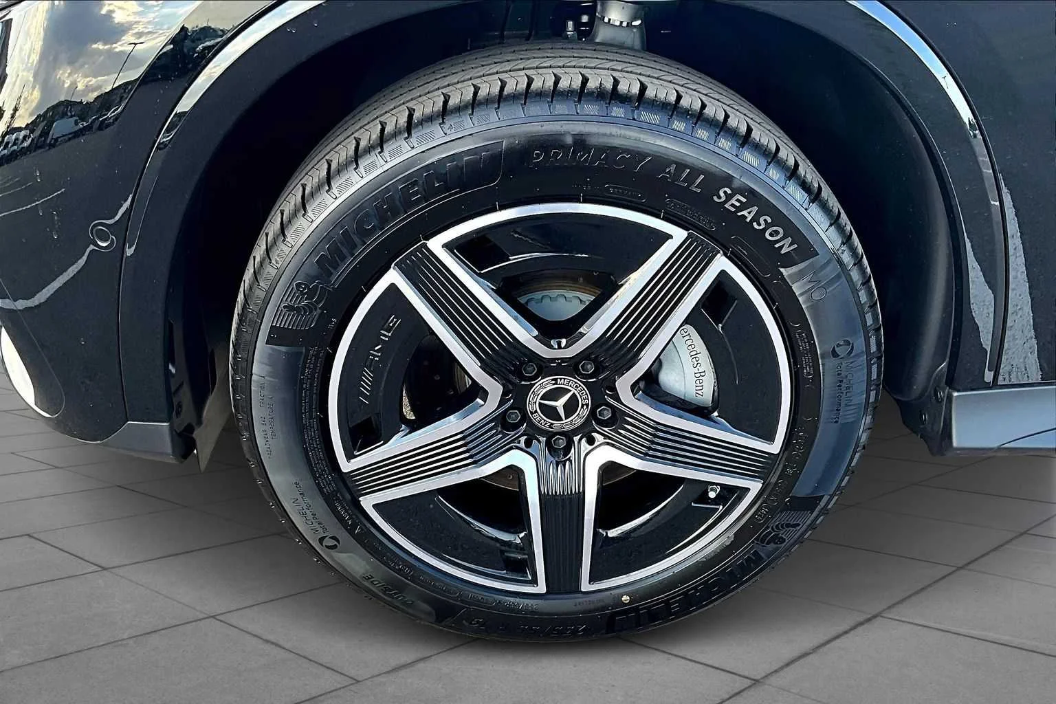 New 2026 Black Mercedes-Benz GLC 300 image 11