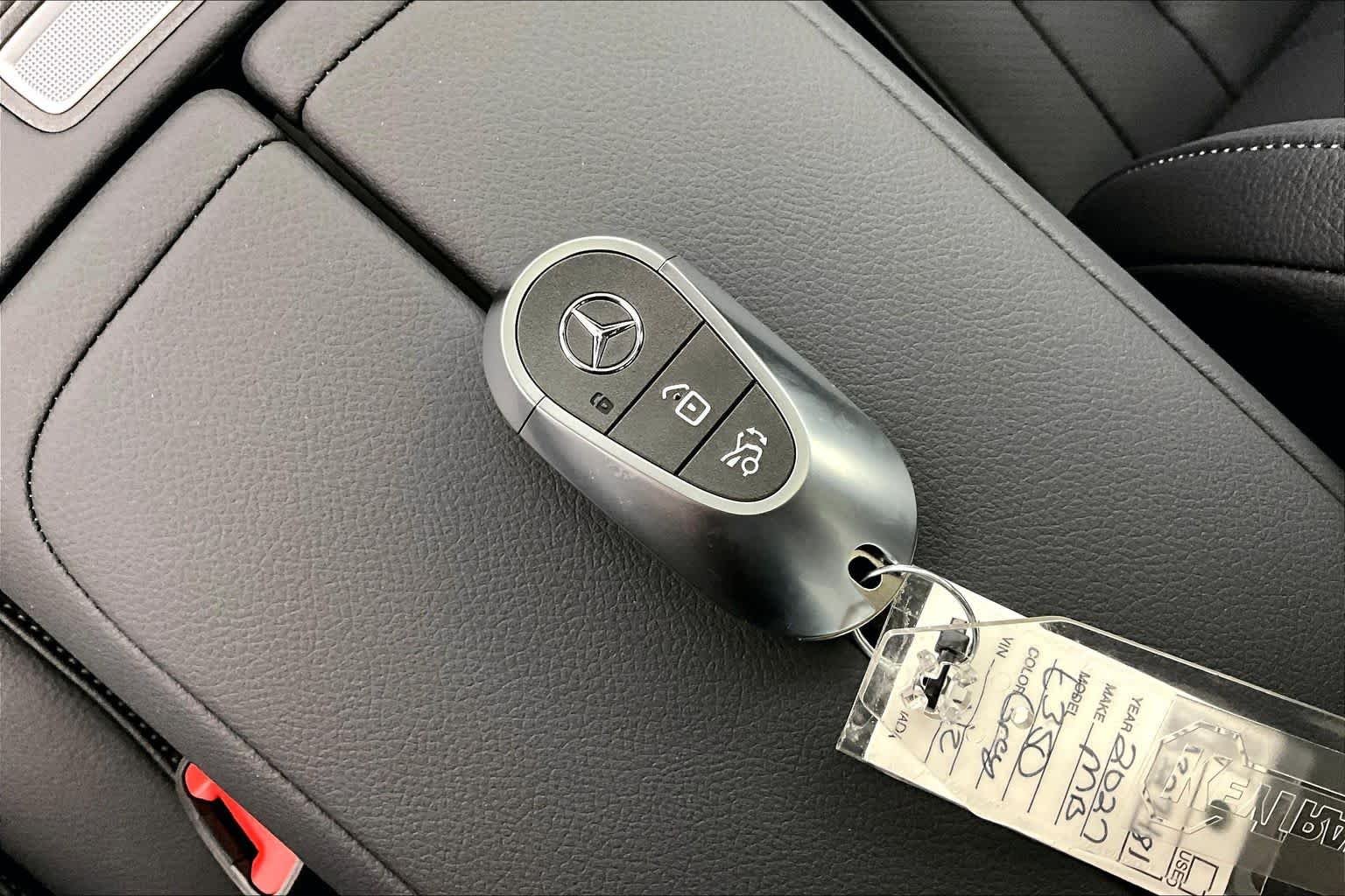 New 2027 Graphite Grey Metallic Mercedes-Benz E 350 image 19