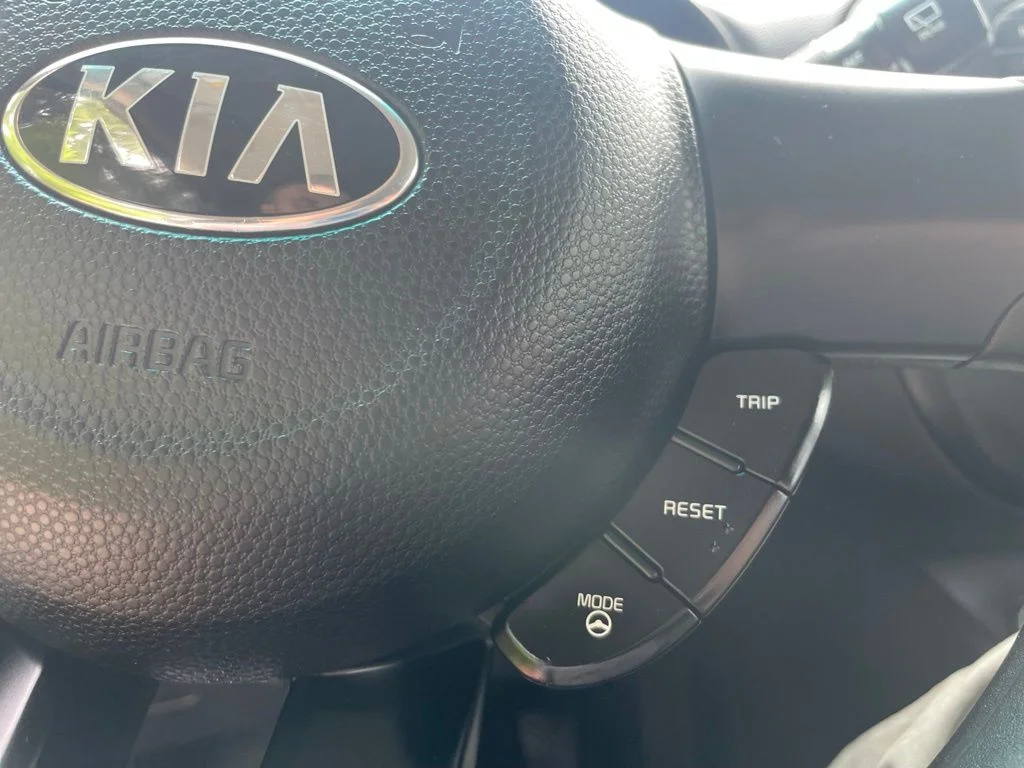 Used 2016 Bright Silver Kia Base image 12