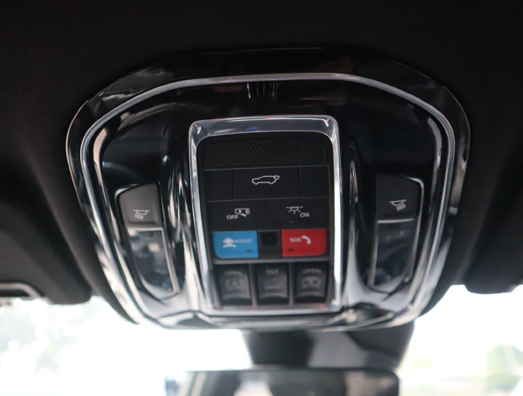 Used 2023 Black Jeep Overland image 30