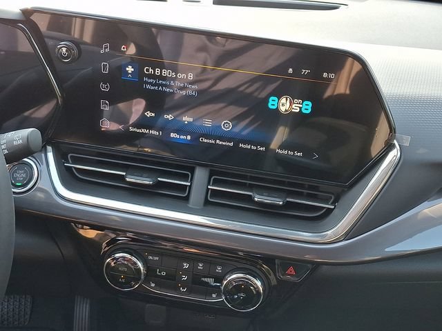 New 2026 Mosaic Black Metallic Chevrolet ACTIV image 8