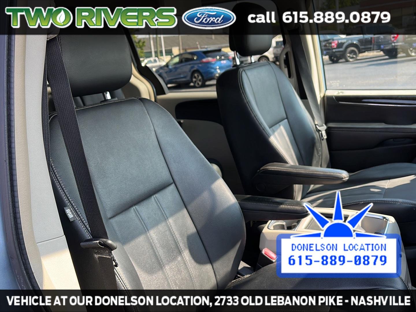 Used 2013 Crystal Blue Pearlcoat Chrysler Touring image 44