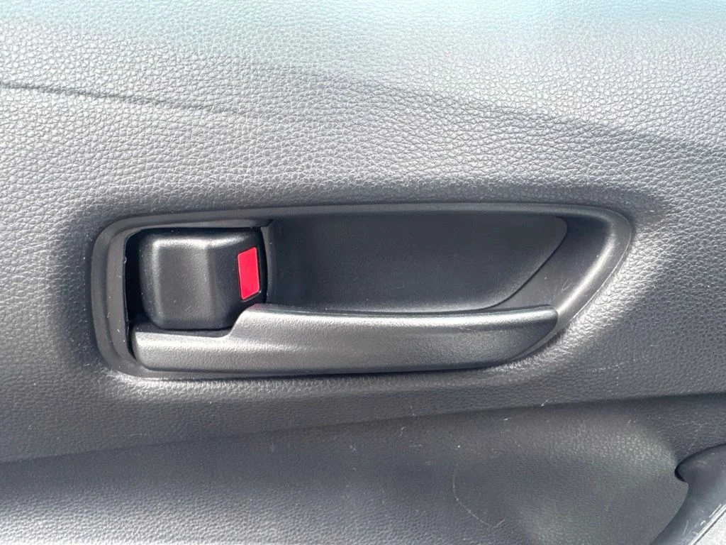 Used 2022 White Toyota LE image 27
