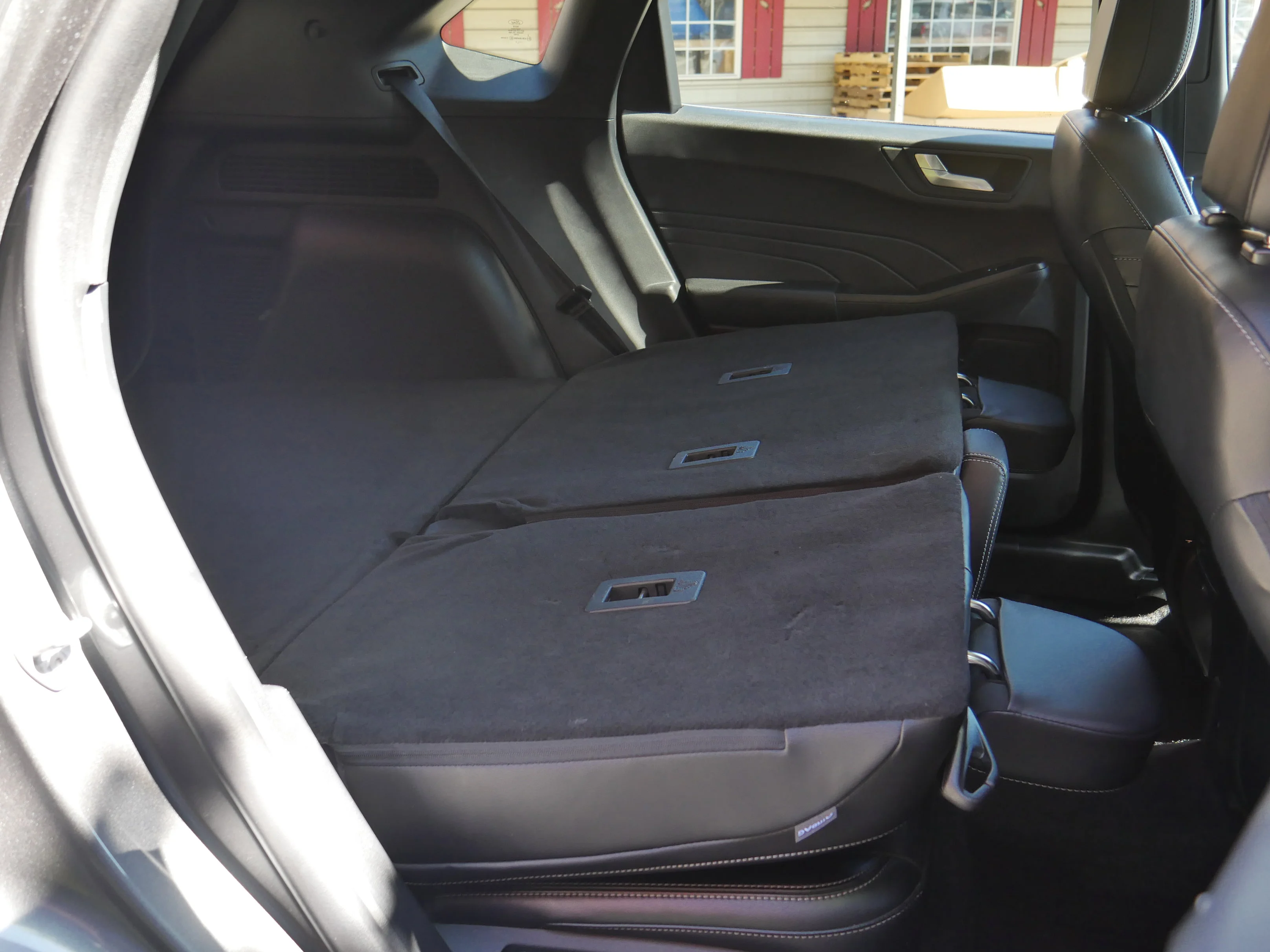 Certified Used 2025 Carbonized Gray Metallic Ford Platinum image 27