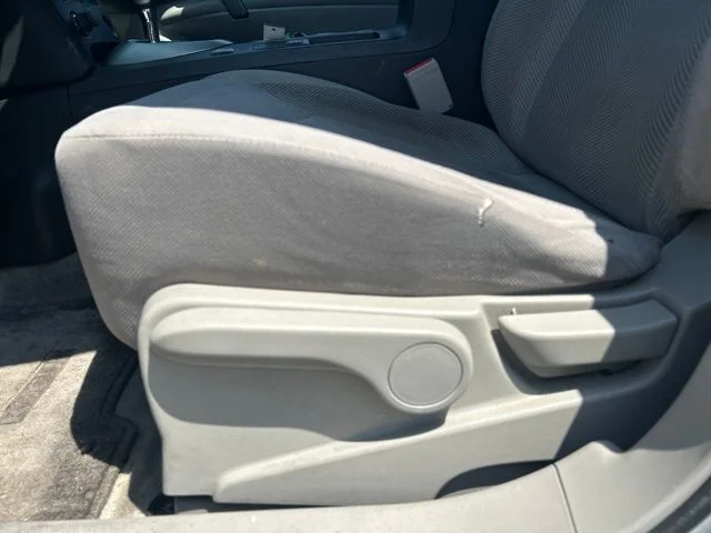 Used 2013 Silver Nissan S image 17