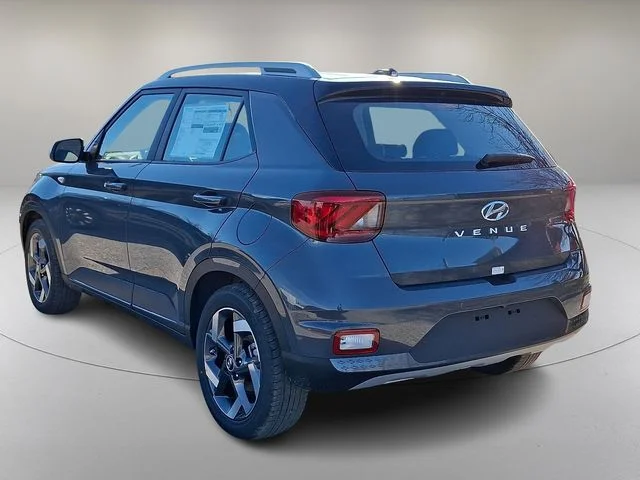 New 2026 Gray Hyundai SEL image 5