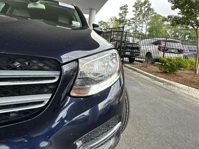 Used 2019 Blue Mercedes-Benz GLC 300 image 9