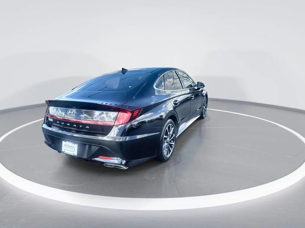 Used 2020 Black Hyundai SEL Plus image 8