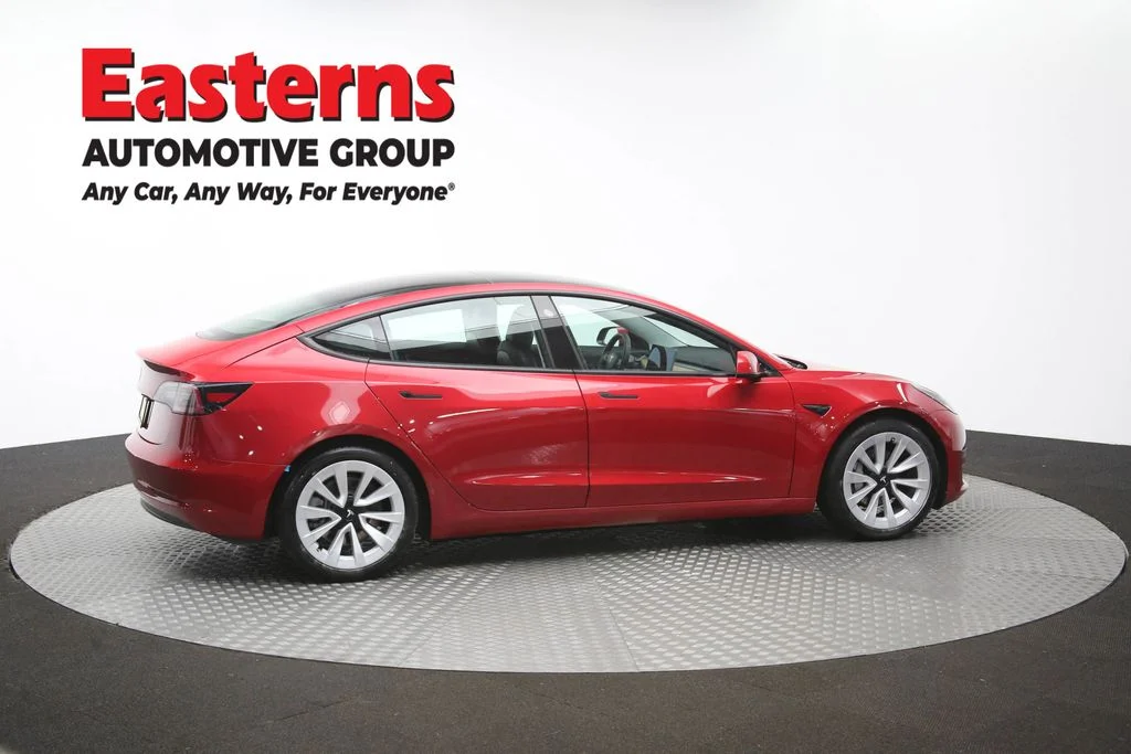 Used 2021 Red Tesla Standard Range Plus image 37