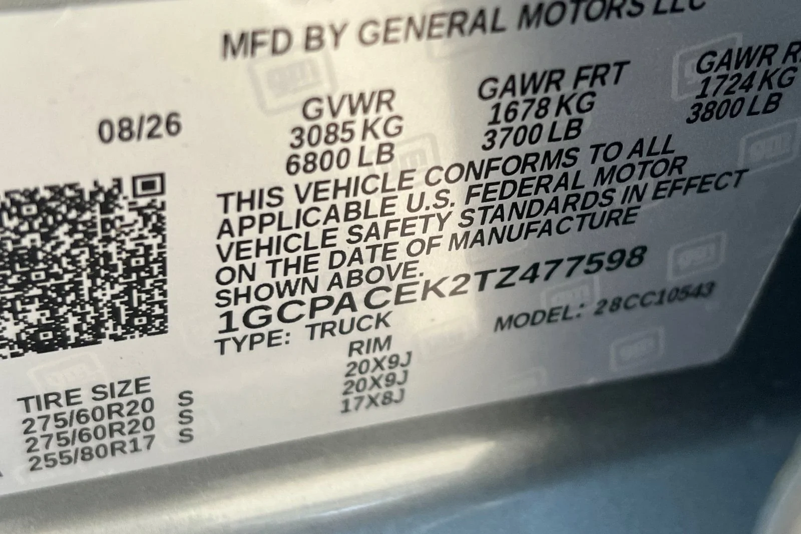 New 2026 Sterling Gray Metallic Chevrolet LT image 27