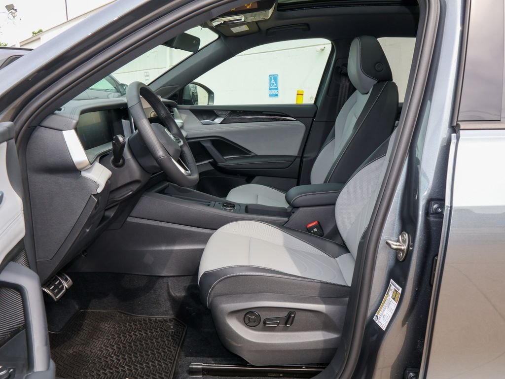 New 2026 Silver Volkswagen 2.0T SE R-Line Black image 12
