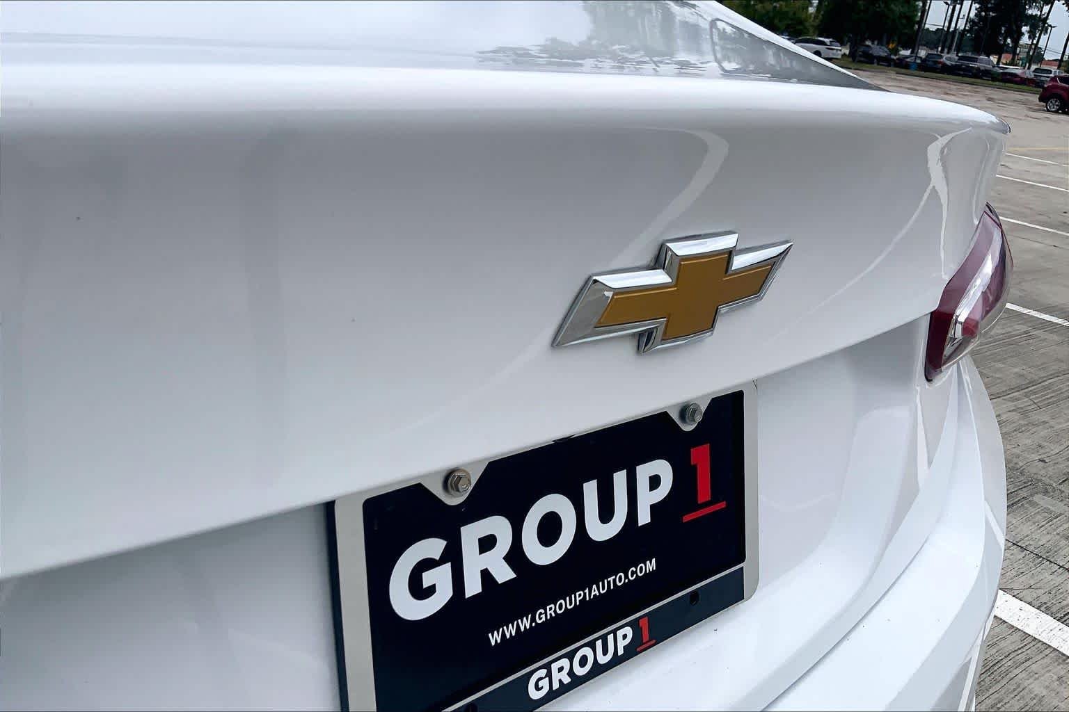 Used 2020 Summit White Chevrolet LT image 30