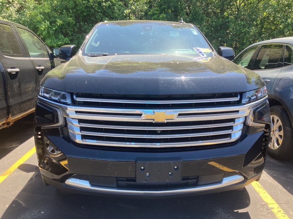 Used 2021 Black Chevrolet High Country image 2