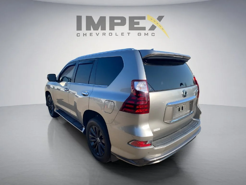 Used 2021  Lexus GX 460 Premium image 3