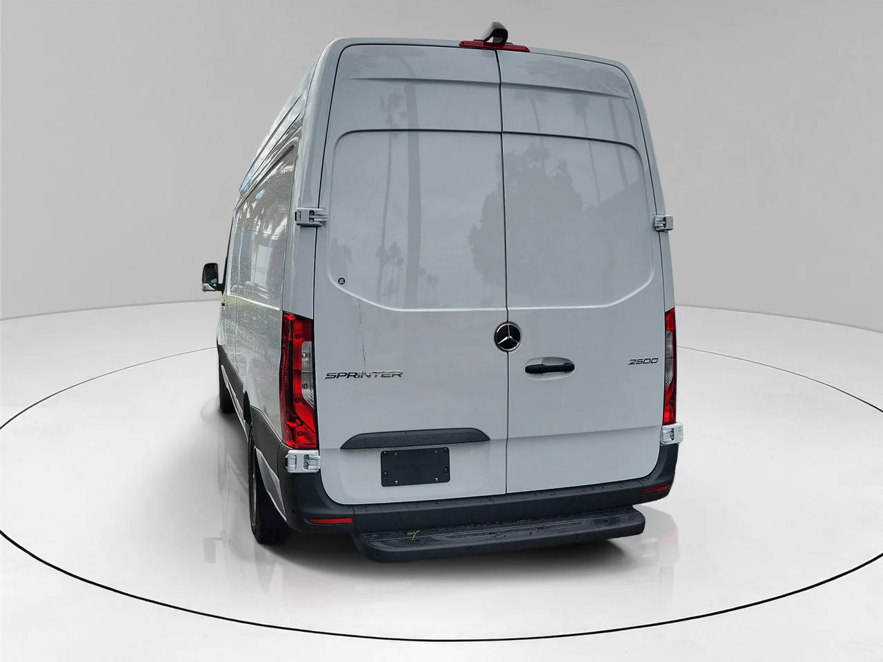 New 2026 Arctic+White Mercedes-Benz Cargo 170 WB image 6