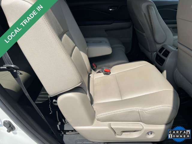 Used 2017 White Honda Touring image 22