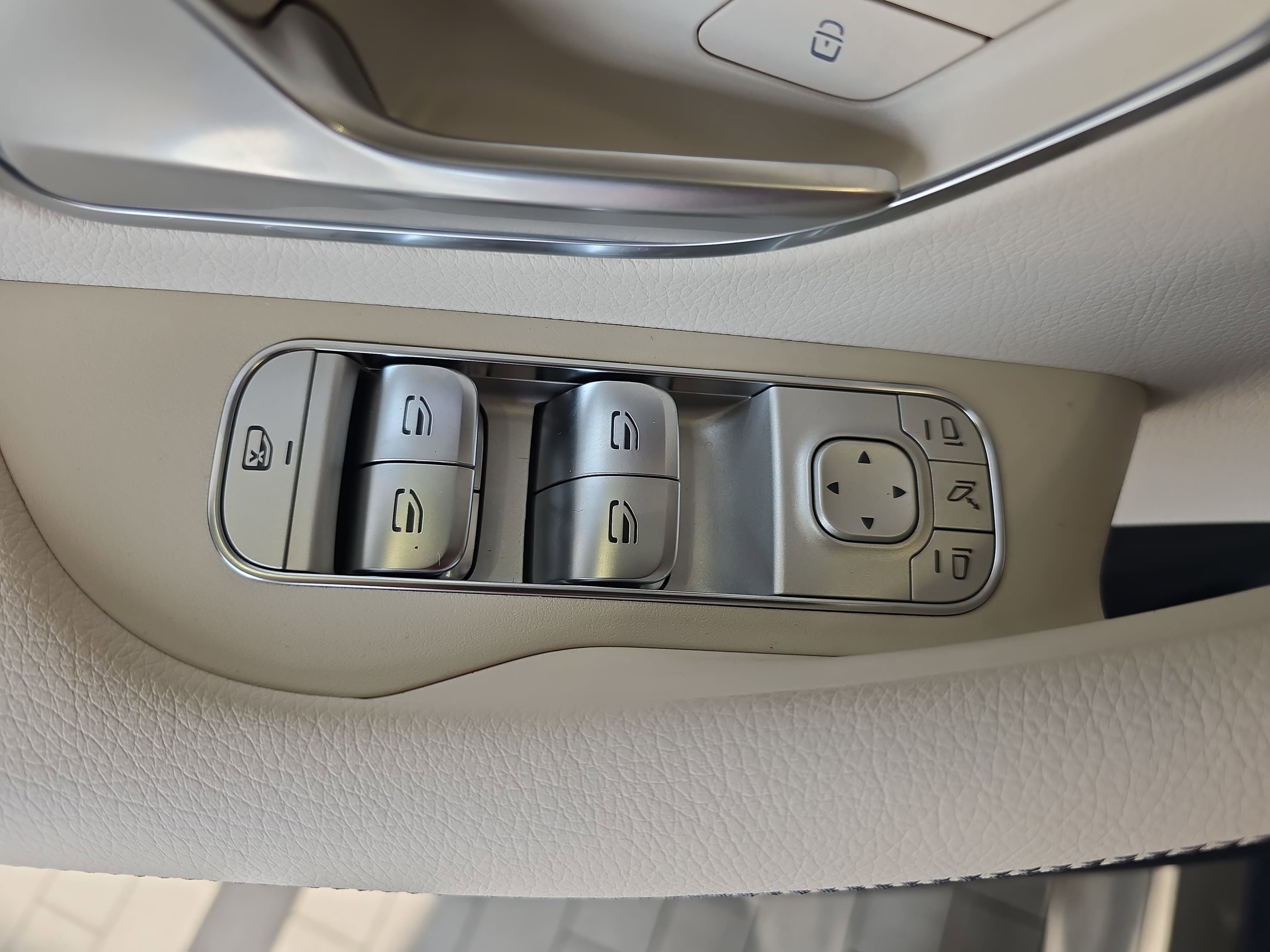 New 2026 Twilight Blue Metallic Mercedes-Benz GLE350 image 30