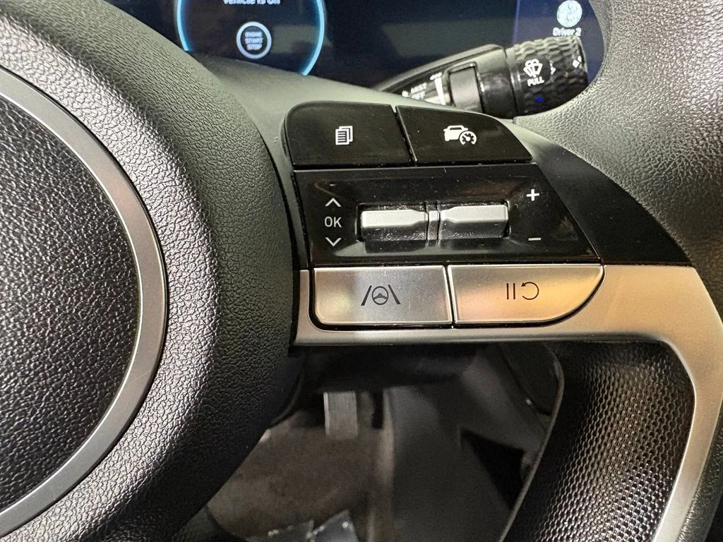 Used 2024 Silver Hyundai SEL image 26