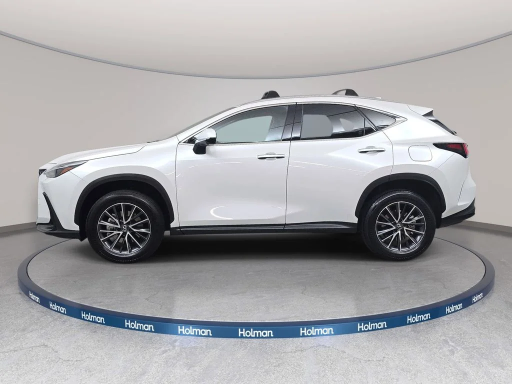 Used 2024 White Lexus 350 Premium image 8