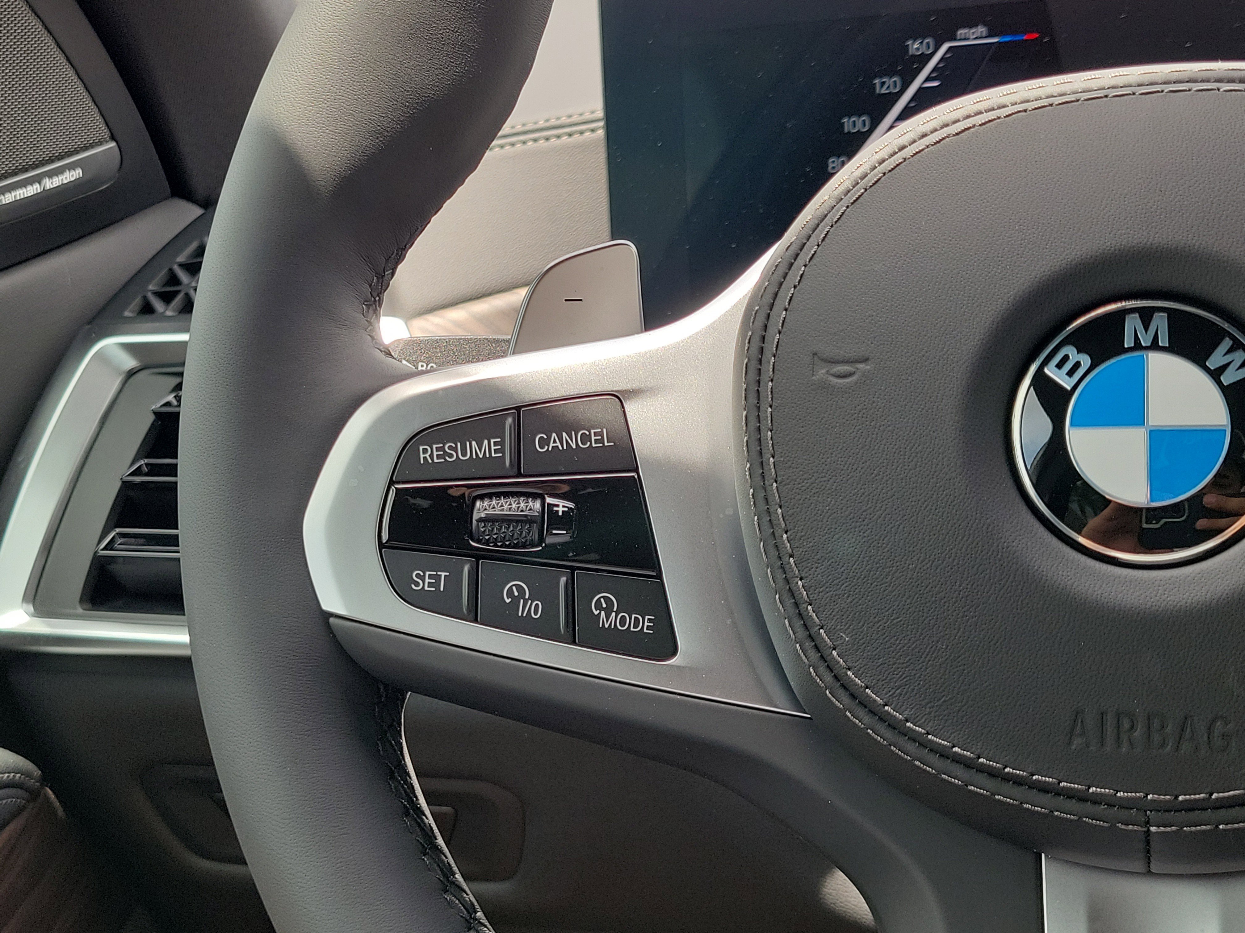 New 2026 Carbon Black Metallic BMW sDrive40i image 23