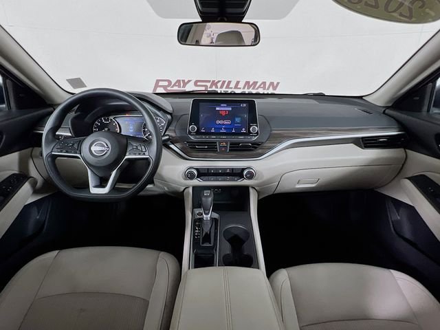 Used 2025 Black Nissan 2.5 SV image 23