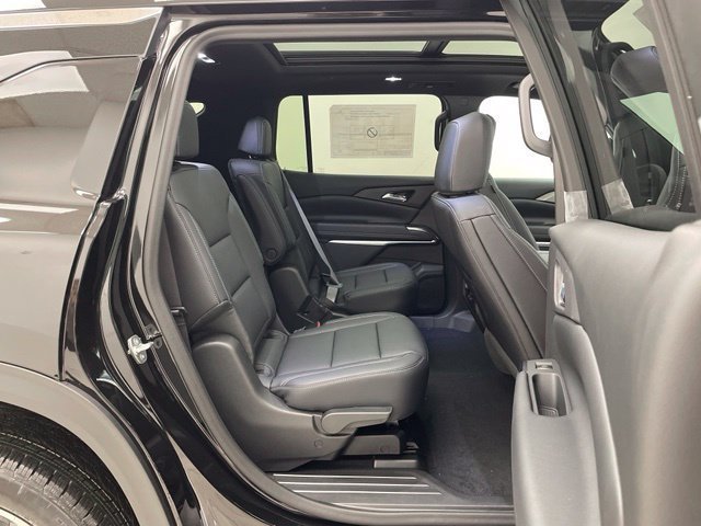 2027 Chevrolet Traverse LT - Photo 15