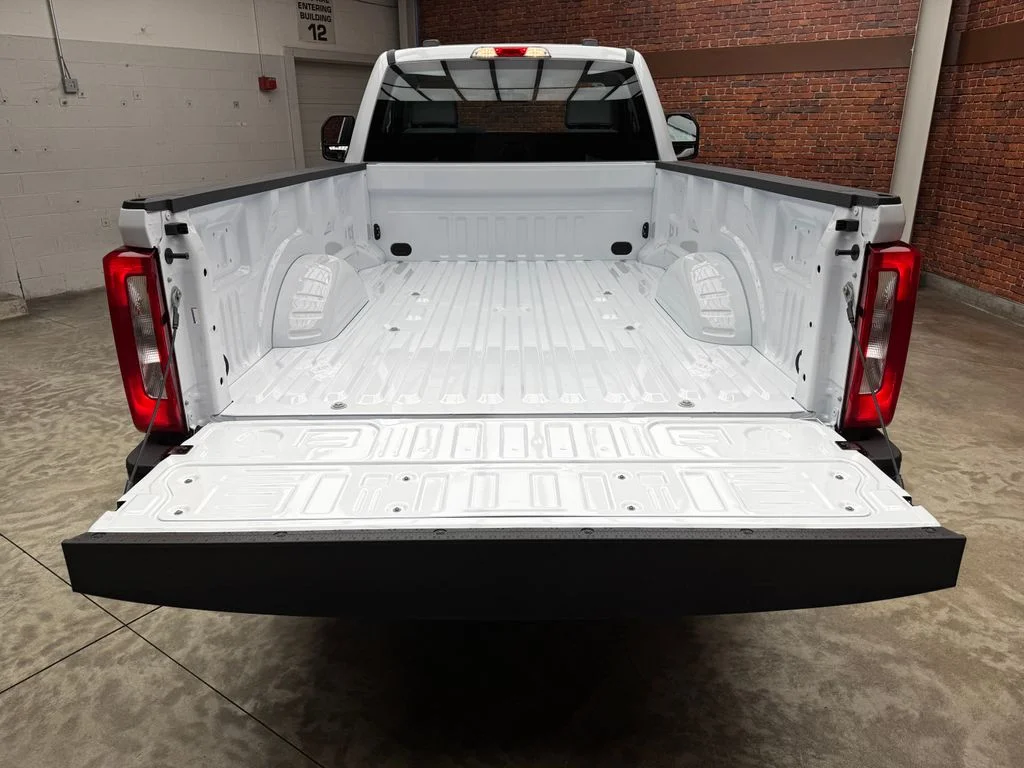 New 2027 Oxford White Ford F-250® XL image 28