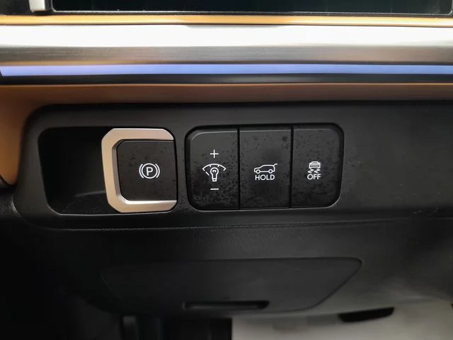 Used 2026 White Hyundai Calligraphy image 19