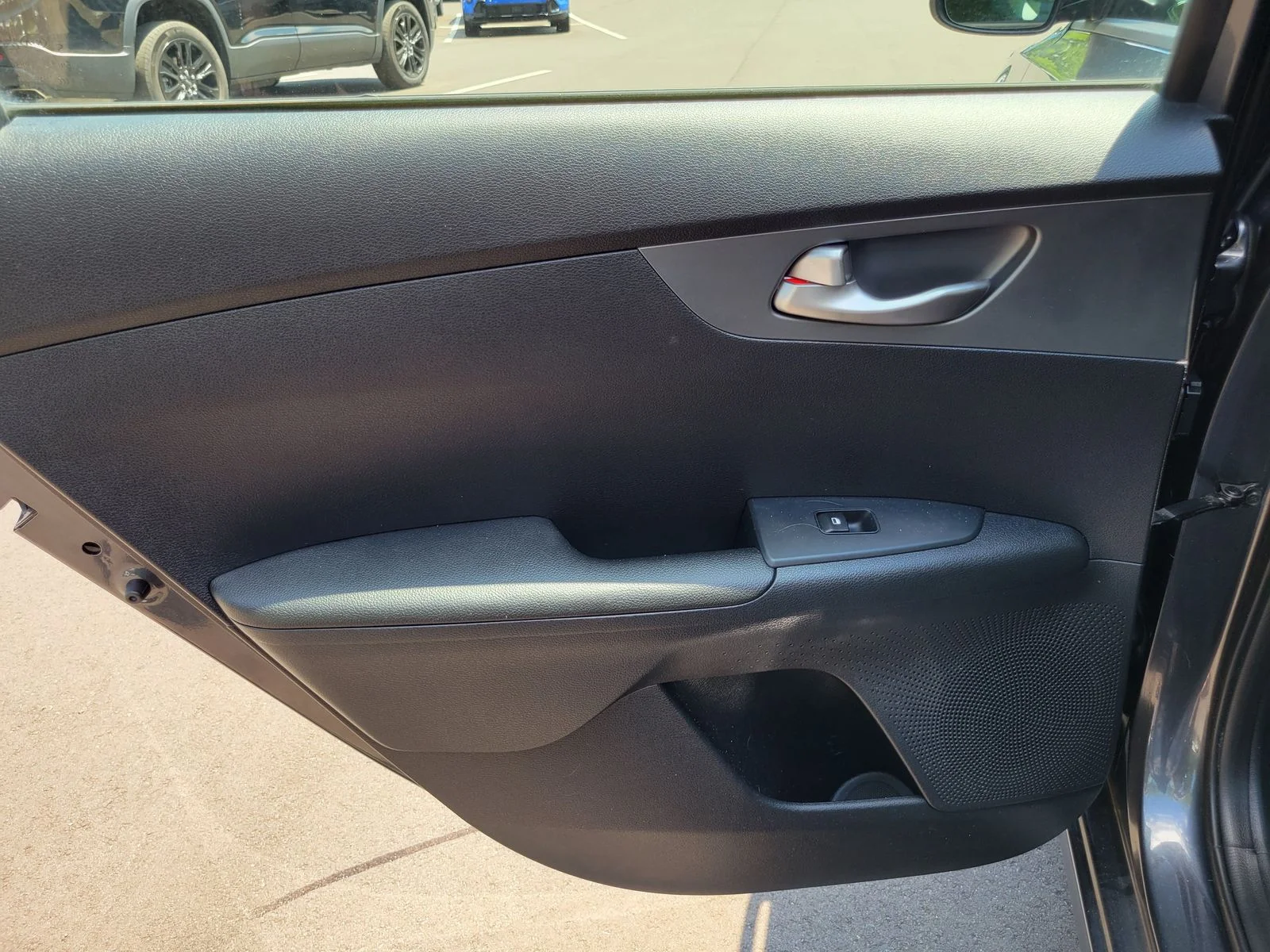 Used 2021 Gray Kia LXS image 23
