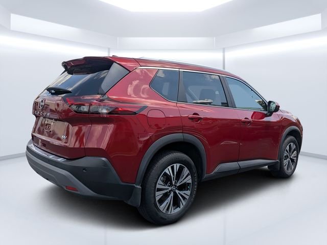 Used 2023 Red Nissan SV image 3