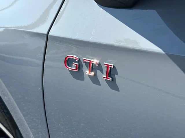 New 2026 Moonstone Gray Volkswagen 2.0T SE image 13