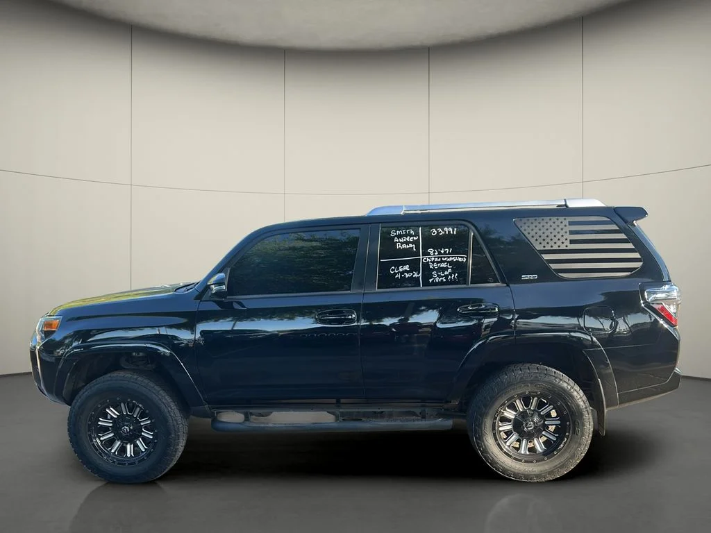 Used 2018 Black Toyota SR5 Premium image 4