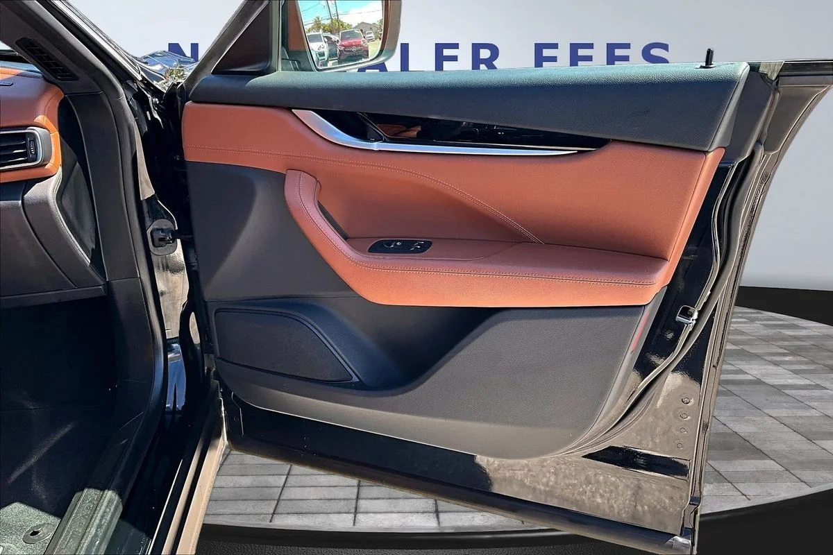 Used 2021  Maserati  image 28