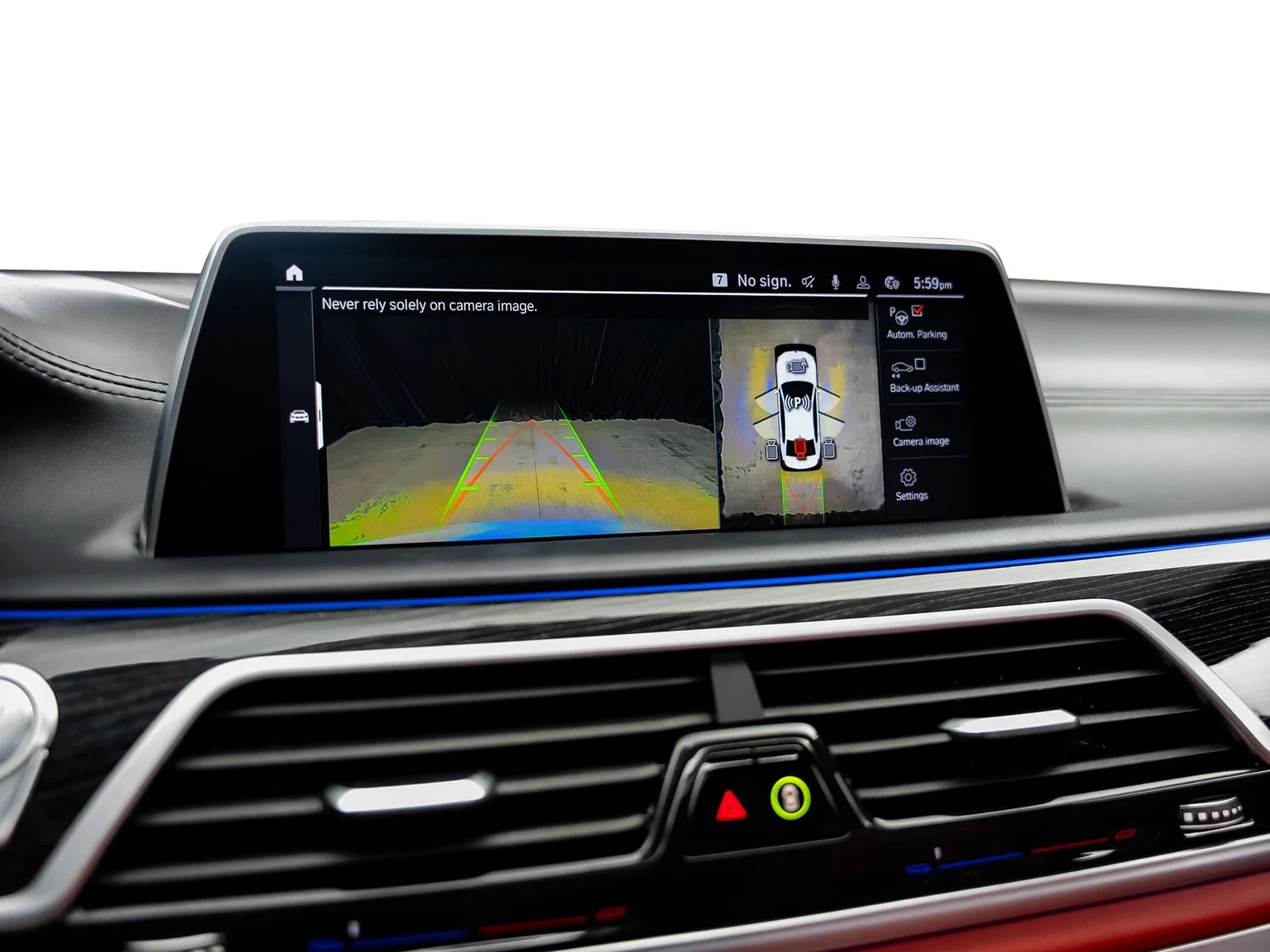 Used 2021 White BMW 750i xDrive image 49