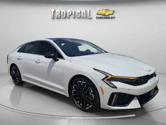 Used 2025  Kia GT image 7